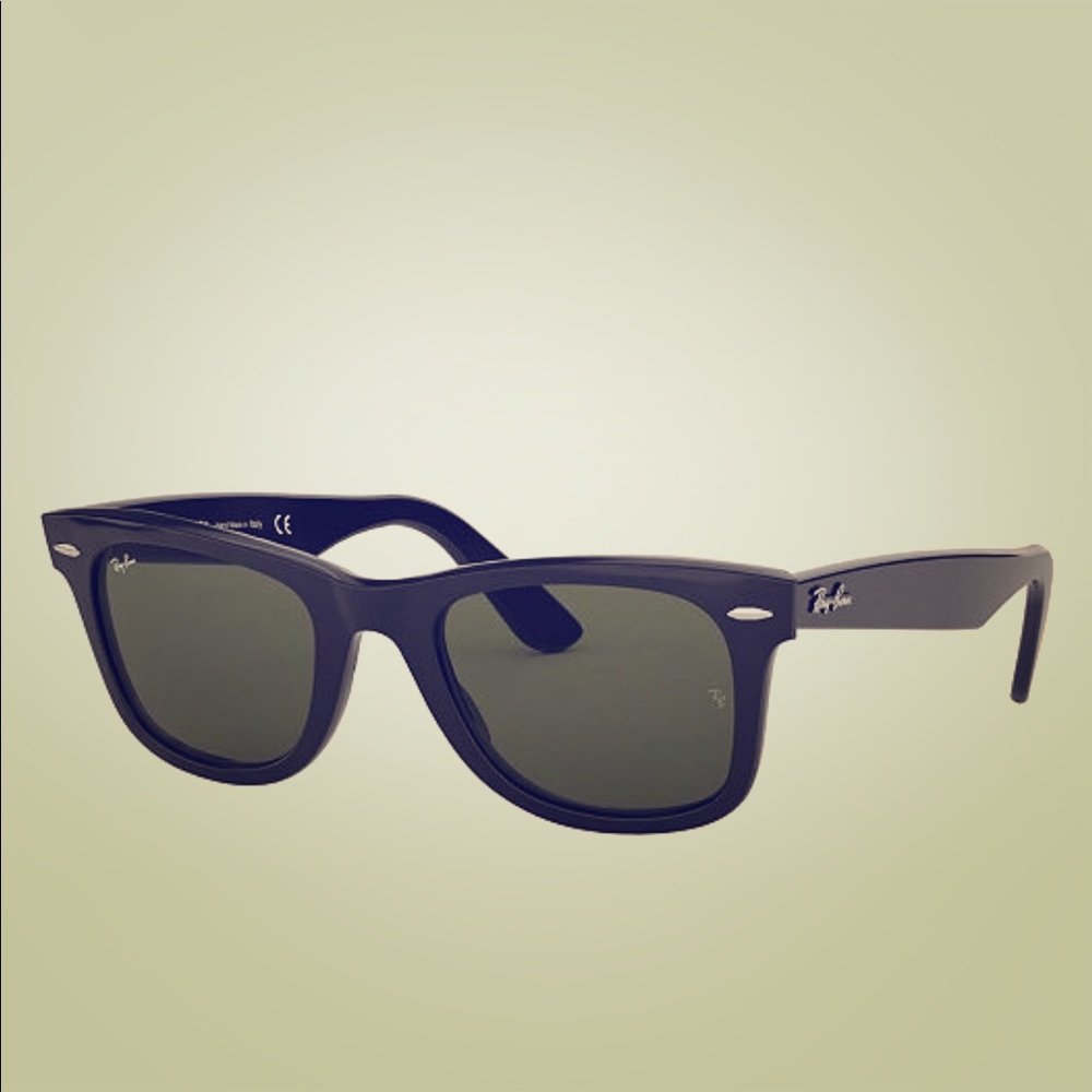 Original Black Rayban Wayfarer Sunglasses